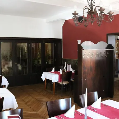 Отель Restaurant Westfaelischer Hof